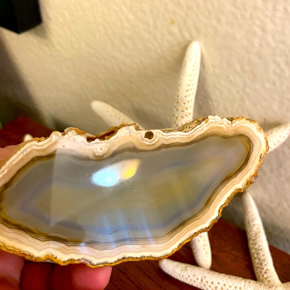 Vintage Sculptured Pug on slice of genuine Agate Stone. - Picture 2 of 3